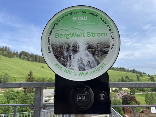 E-Ladestation auf der Pension Glöcklehof in Todtnauberg E-Ladestation auf der Pension Glöcklehof in Todtnauberg